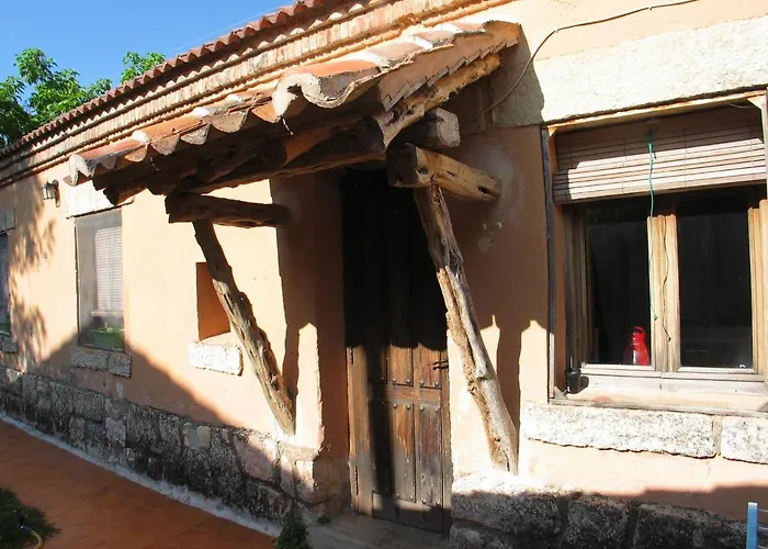 Casa Los Maestros * El Arenal (Segovia)